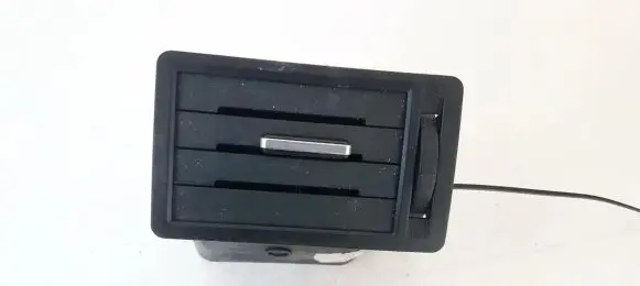 Ford Focus C-MAX Dash center air vent grill 3m51r018b09afw 3m51-r018b09-afw
