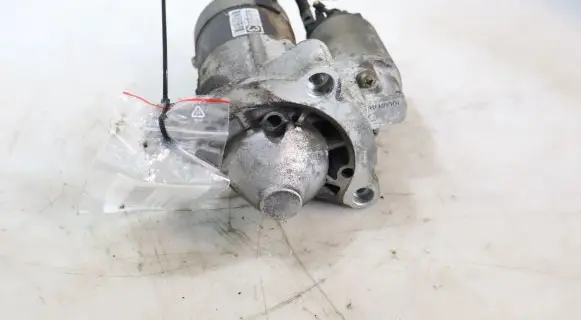 Citroen Xsara Picasso Starter motor M000T82081
