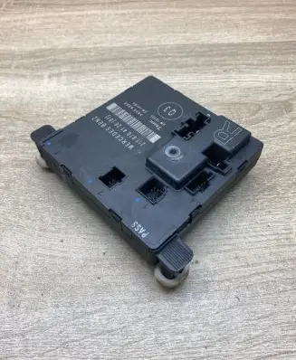 Mercedes-Benz E W211 Door control unit/module 2118704126