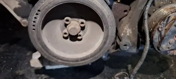 Opel Zafira B Crankshaft pulley
