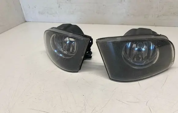 BMW 3 E92 E93 Front fog light 6937465 6340100000 E3B47110