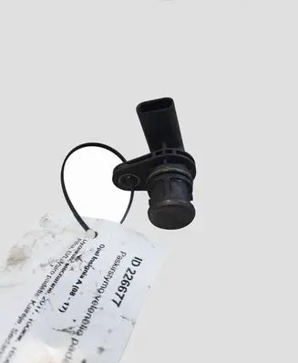 Opel Insignia A Camshaft position sensor 55580466