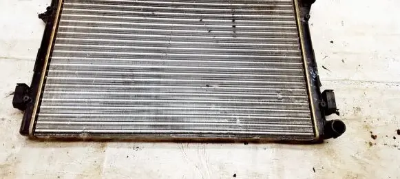 Coolant radiator