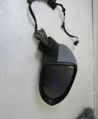 Volkswagen PASSAT B8 Front door electric wing mirror 3G1857502FM