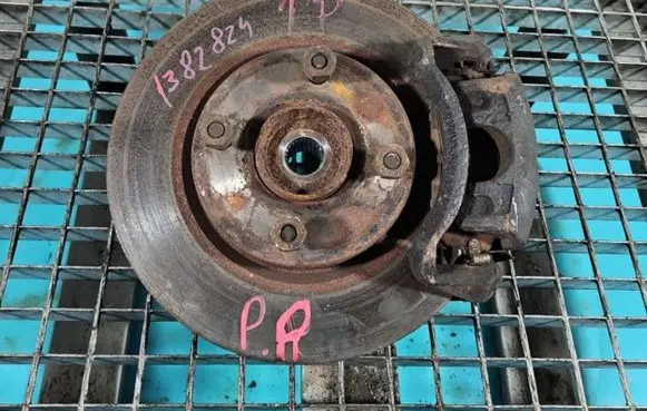 Nissan Tiida C11 Front wheel hub spindle knuckle IMPRK1382824