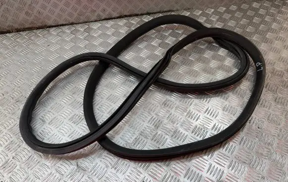 Toyota Proace Front door rubber seal 