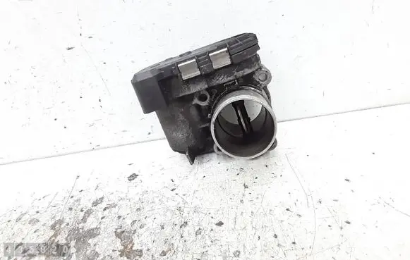 Opel Vivaro Throttle valve 8200330810F