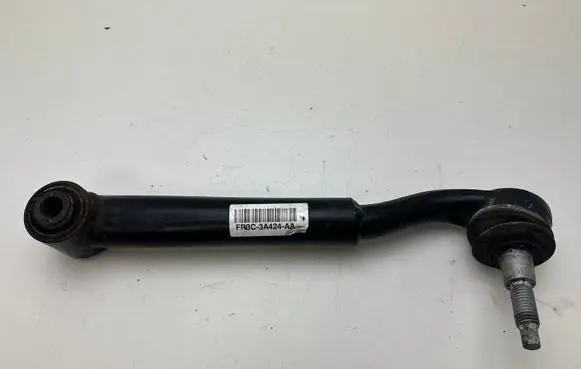 Ford Mustang VI Front lower control arm/wishbone FR3C3A424AA