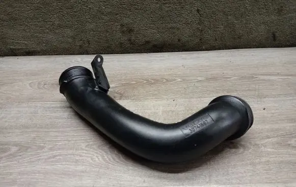 Volvo S80 Intercooler hose/pipe 30741667 6896526