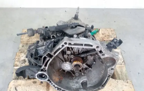 Nissan Tiida C11 Manual 5 speed gearbox TL4A118