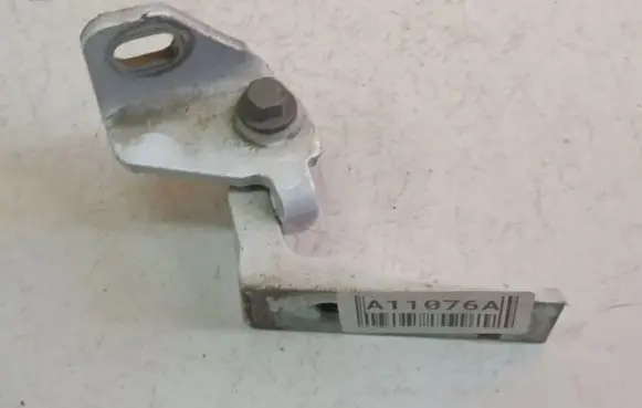 Ford C-MAX II Front door upper hinge 