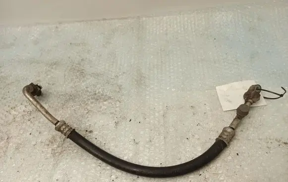 Air conditioning (A/C) pipe/hose