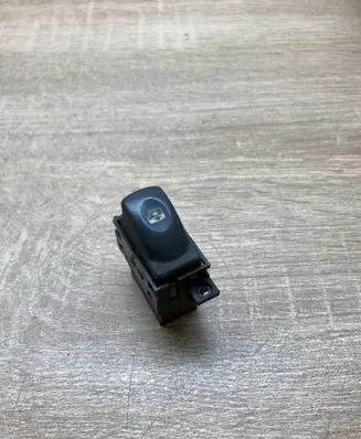 Renault Laguna I Electric window control switch 7700417486B
