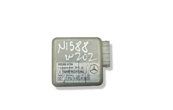 Mercedes-Benz C W202 Alarm control unit/module 2028204726 990234