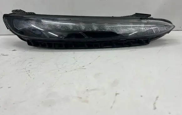 Hyundai Kona I Headlight/headlamp 92208J9600