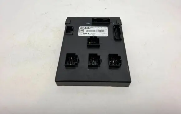 Audi A4 S4 B8 8K Comfort/convenience module 8K0907063B 03022001 F005V00751