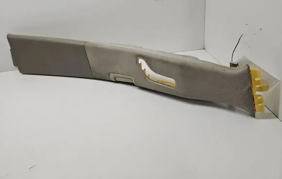 Volvo XC90 (B) pillar trim (bottom) 07118