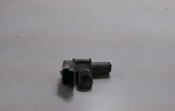 Ford Mondeo MK IV Camshaft position sensor 9665443580