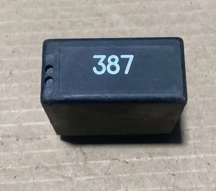 Audi A8 S8 D2 4D Other relay 4B0919471 5KG00656804 35W55W