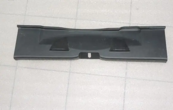 Toyota Yaris XP210 Dash center air vent grill 64716K0020C0