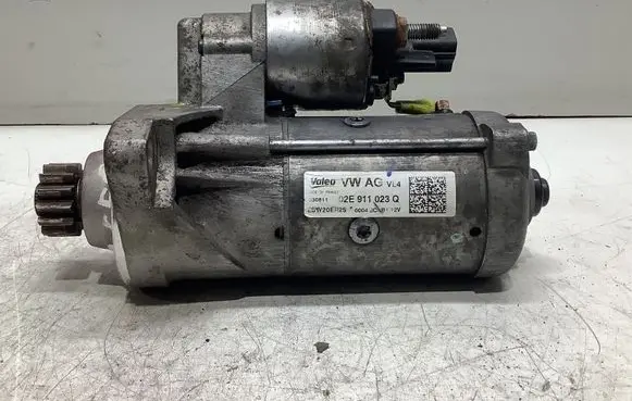 Volkswagen PASSAT B7 Starter motor 02E911023Q