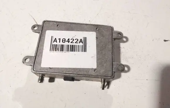 Mercedes-Benz C W203 Antenna control unit 2038201785