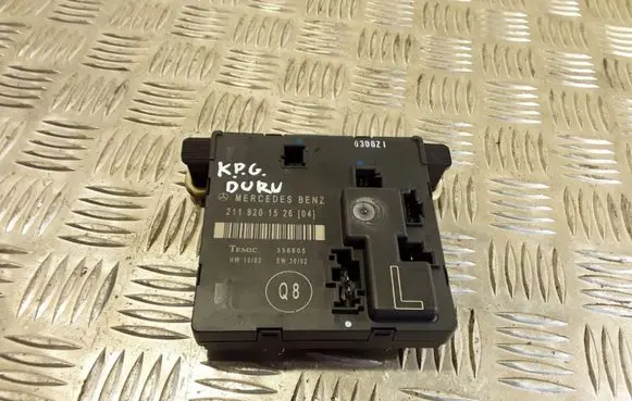 Mercedes-Benz E W211 Door control unit/module 2118201526