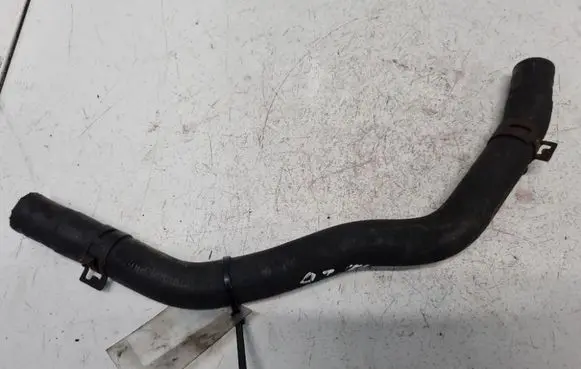 Toyota Auris 150 Engine coolant pipe/hose