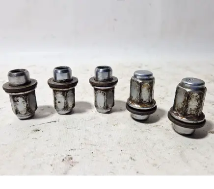 Nuts/bolts