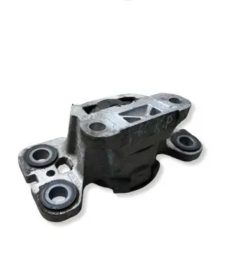 Volvo V60 Engine mount bracket 31316876