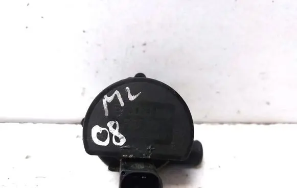 Mercedes-Benz ML W164 Electric auxiliary coolant/water pump A2118350364