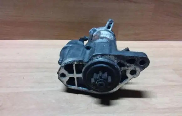 Jaguar S-Type Starter motor 4R8311001AC MS4280001931 P76