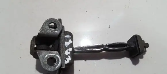 Ford Mondeo MK I Front door check strap stopper 