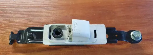 Mazda 2 Seat belt adjustment motor BHC560087