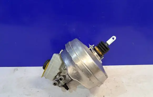 Jaguar XE Brake booster GX732B195BF