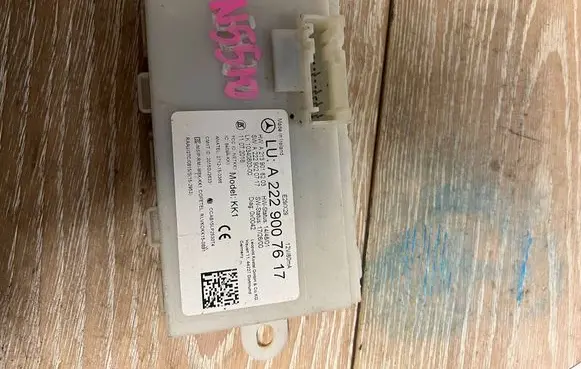 Mercedes-Benz E W213 SAM control unit A2229007617