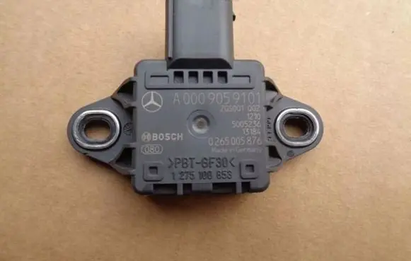 Mercedes-Benz E W212 ESP acceleration yaw rate sensor A0009059101