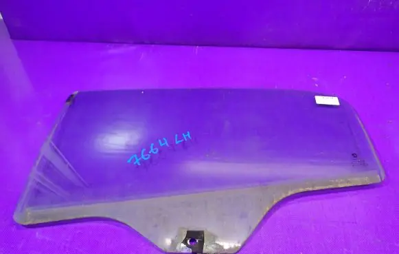 Fiat Punto (199) Front door window glass four-door