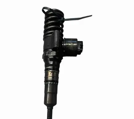 Audi A4 S4 B7 8E 8H Fuel injector BTC03G130073G 03G130073G