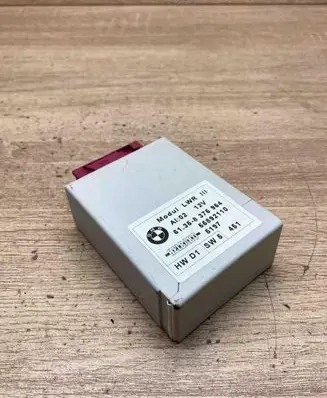 BMW 7 E38 Light module LCM 8375964