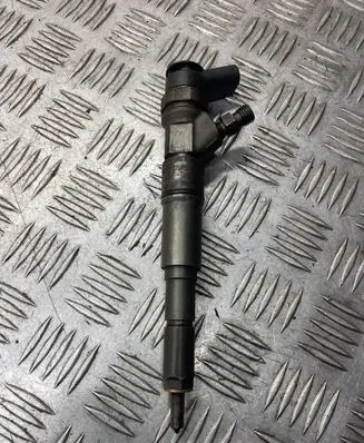 Fuel injector