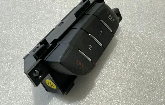 Seat memory switch