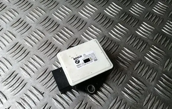 BMW 5 E60 E61 ESP acceleration yaw rate sensor 6770137 34526770137 0265005622