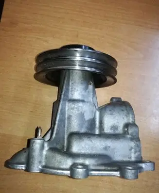 Mercedes-Benz S W126 Water pump 1172010701