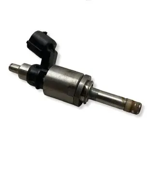 Mazda CX-3 Fuel injector PE0113250B 18577 09T30