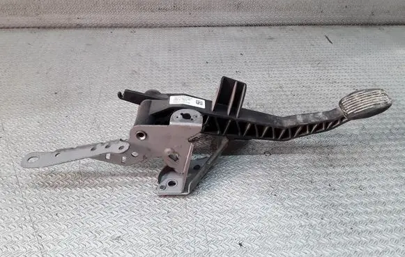 Clutch pedal