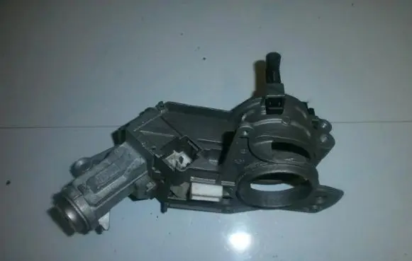 Opel Astra H Ignition lock contact no501882