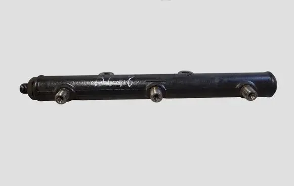Jaguar XF X250 Fuel main line pipe