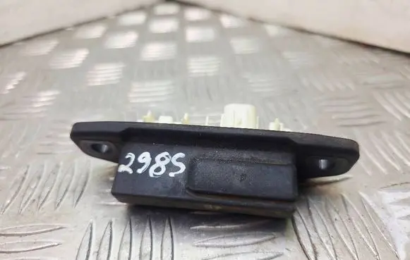 Toyota C-HR I Tailgate opening switch 15D356