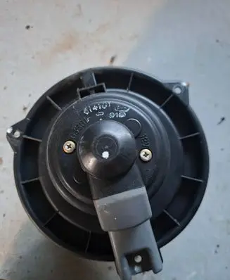 SsangYong Rexton I Heater fan/blower 03361